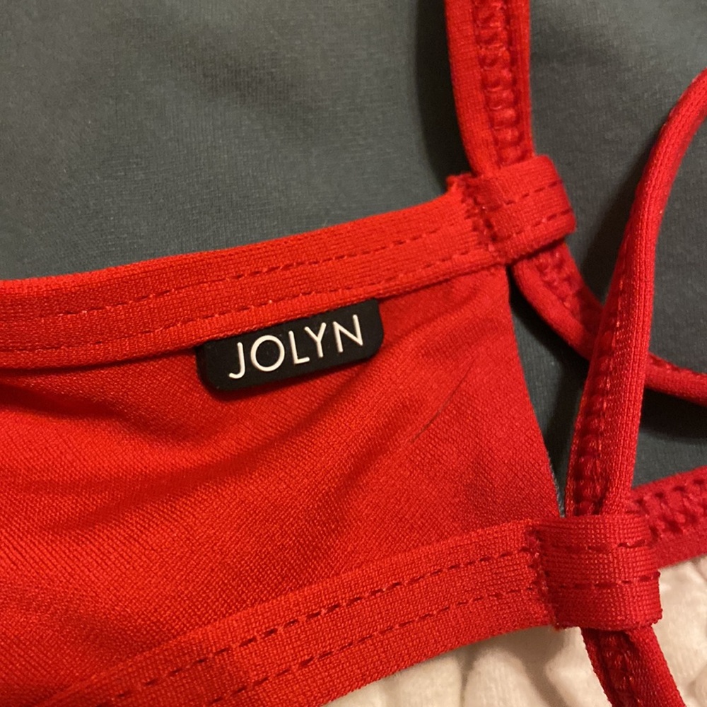 JOLYN top - Picture 3 of 4